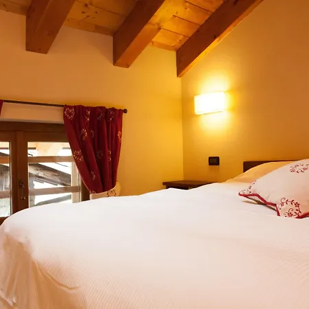 Le Petit Coeur De Montagne Lejlighedshotel La Salle