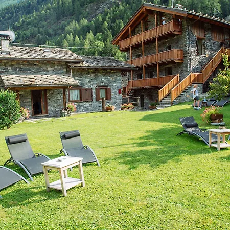 Le Petit Coeur De Montagne Lejlighedshotel 3*