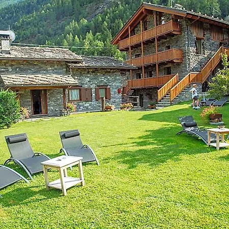 Lägenhetshotell Le Petit Coeur De Montagne