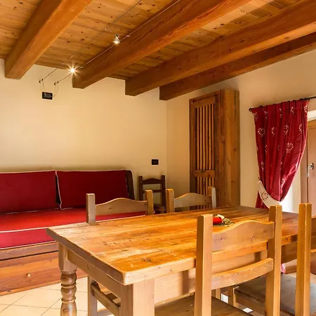 Le Petit Coeur De Montagne Lejlighedshotel La Salle