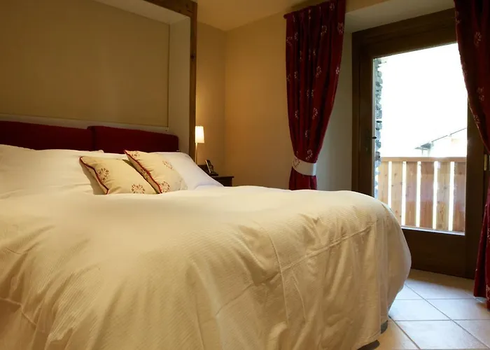 Le Petit Coeur De Montagne ラ・サル