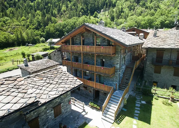 Le Petit Coeur De Montagne Aparthotel La Salle